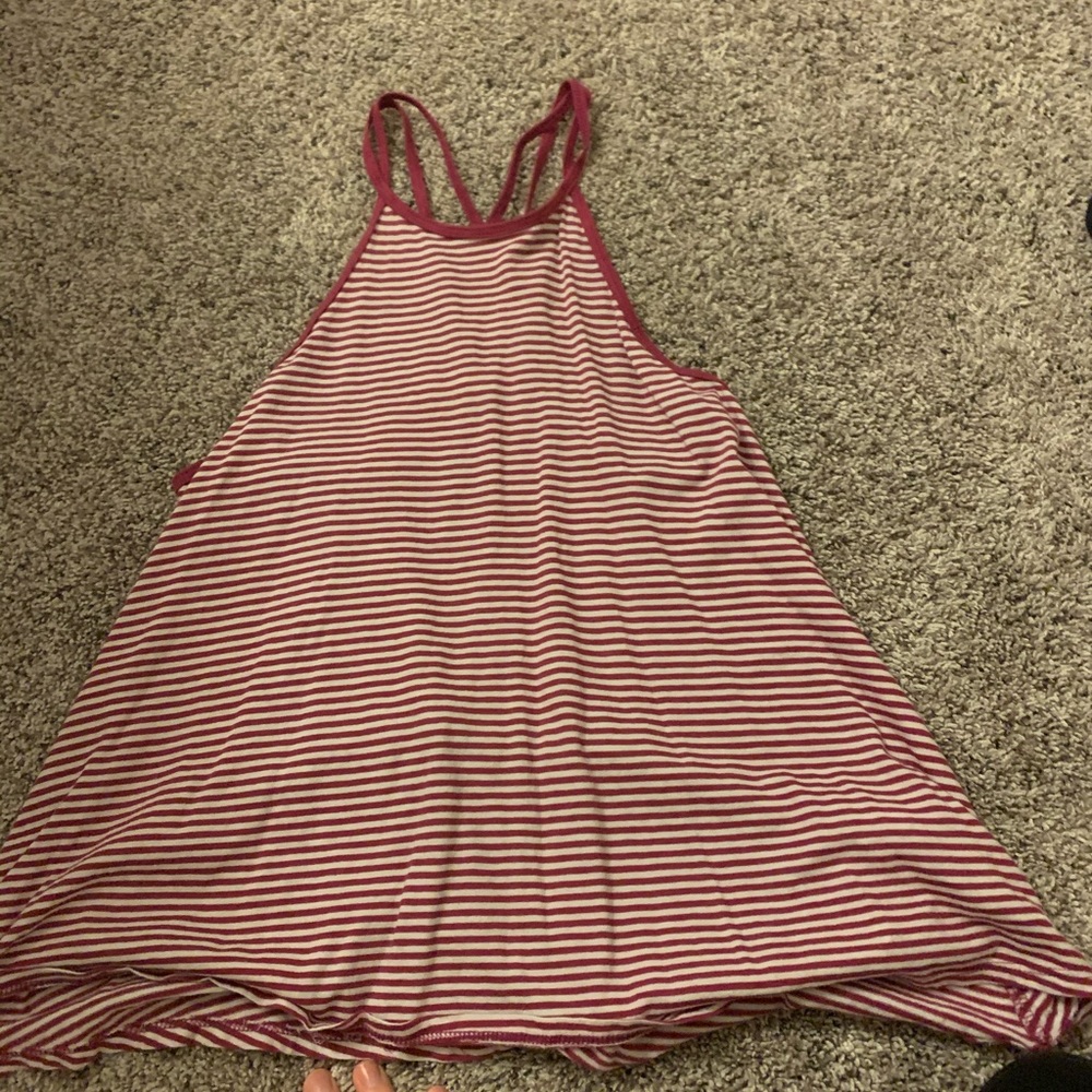 Hollister Tank
